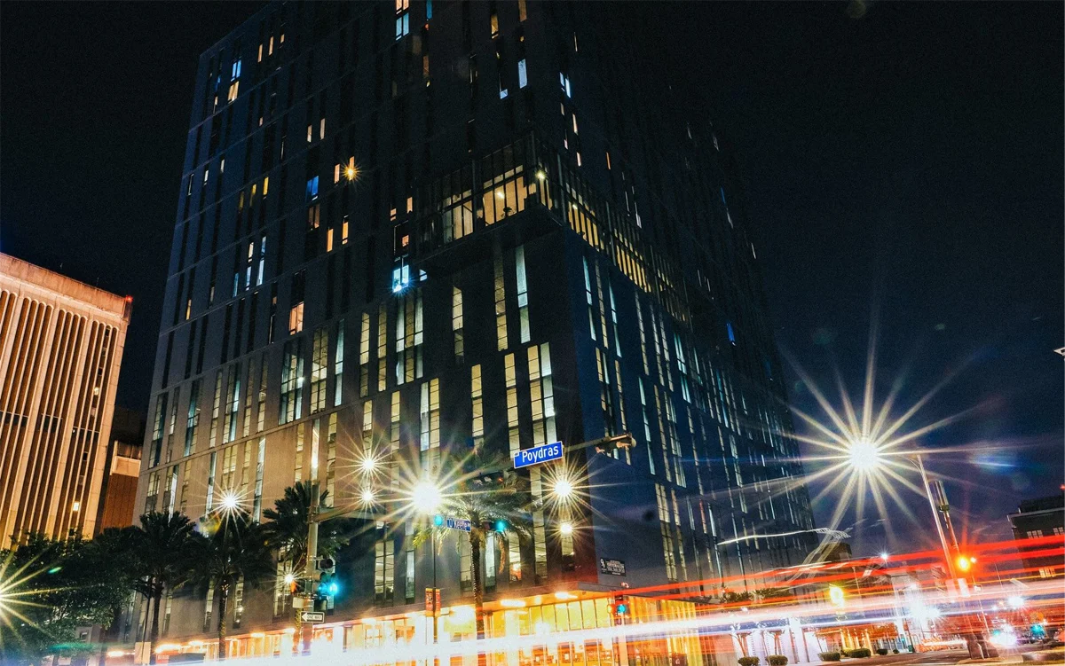 930 Poydras Apartments New Orleans Building Street View from Poydras Ave.